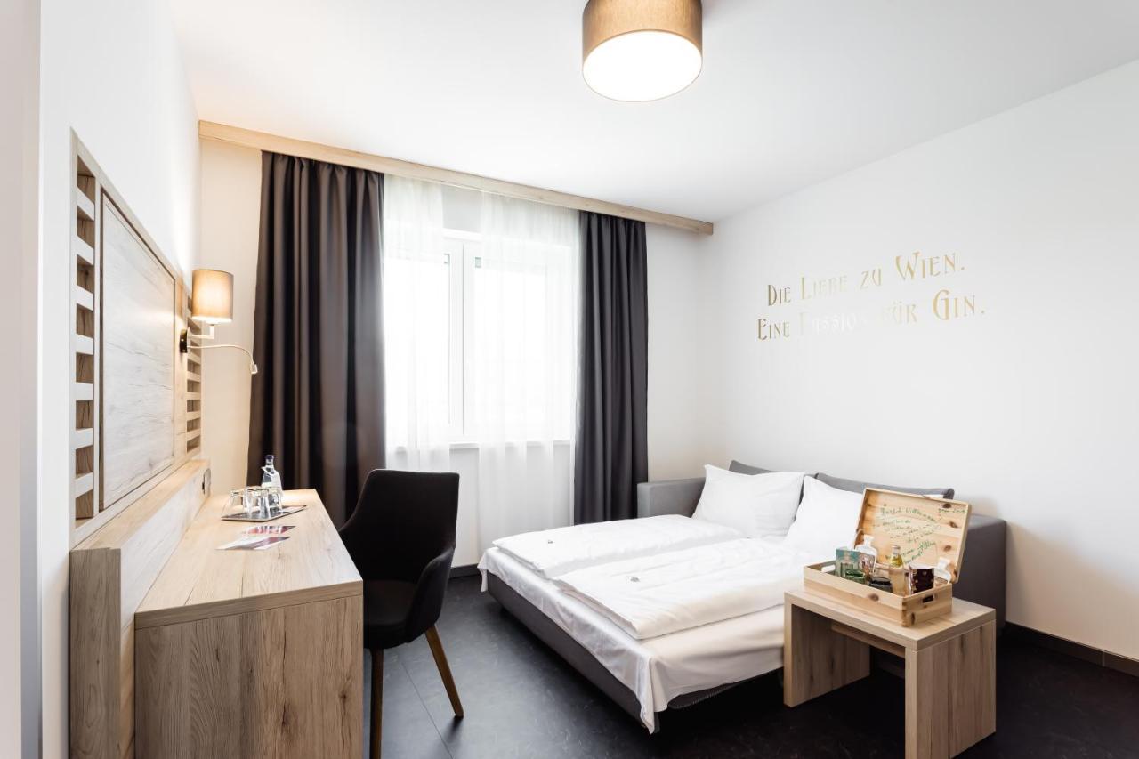 Hotel Smart Liv'In Boheimkirchen Экстерьер фото