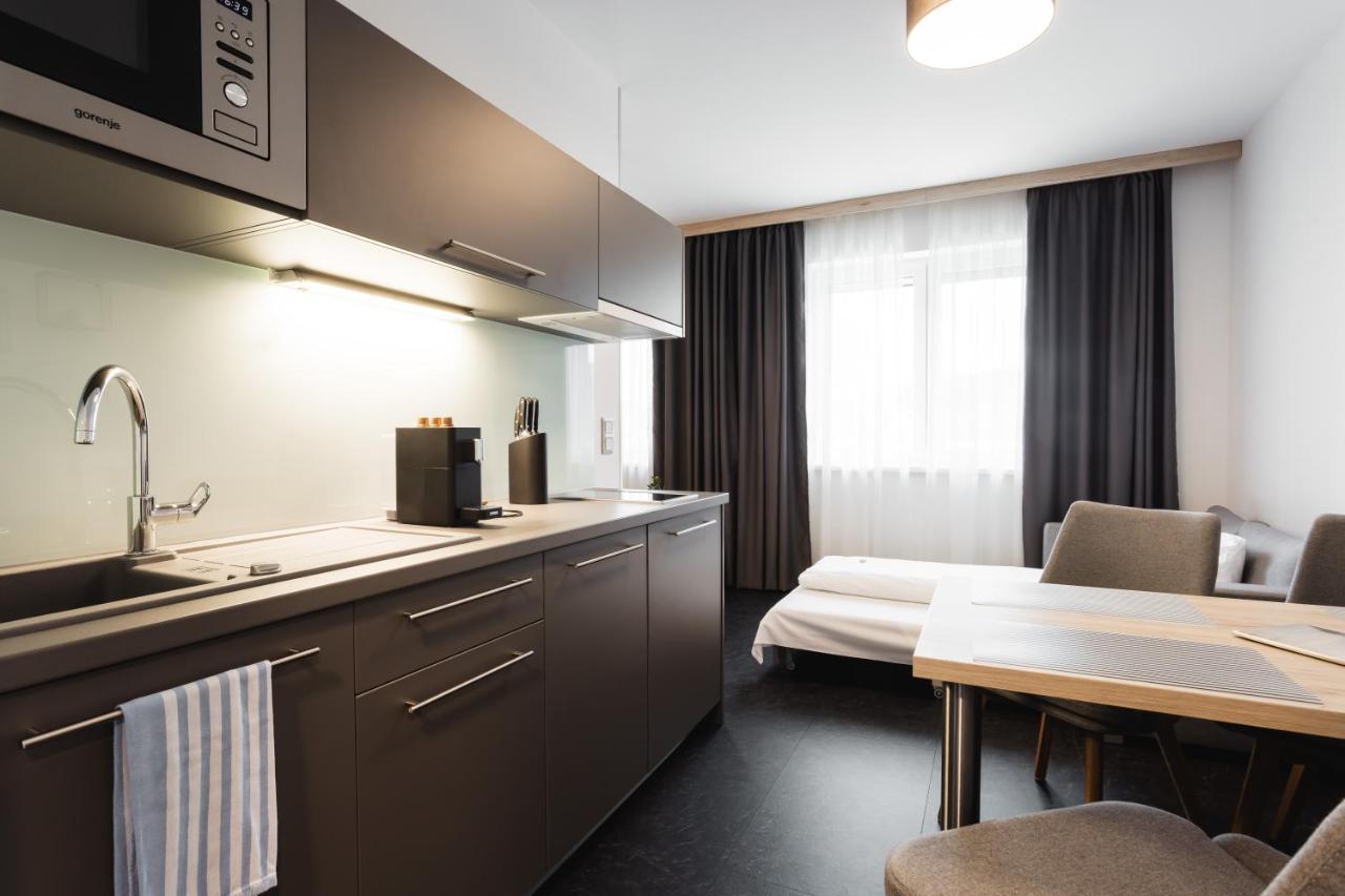 Hotel Smart Liv'In Boheimkirchen Экстерьер фото